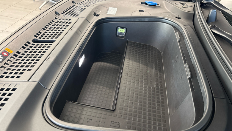 Hyundai IONIQ 9 226kW Calligraphy 110kWh 5dr AWD Auto Electric Estate